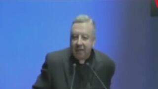Obispo defiende a homosexuales y dice que algún discípulo de Cristo pudo ser gay 