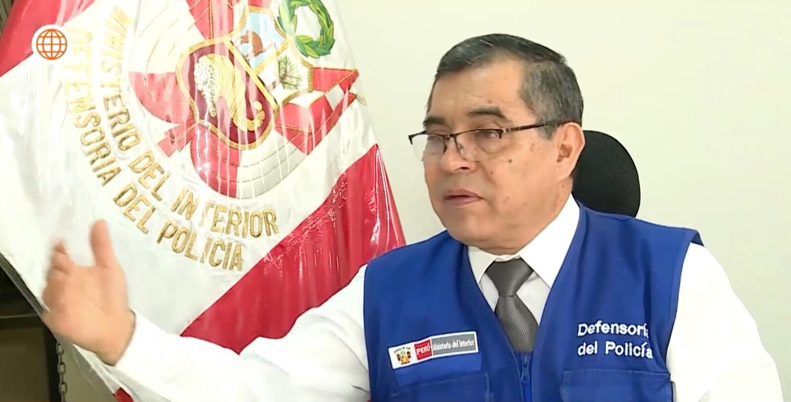 General Máximo Ramírez de la Cruz, defensor de la Policía.