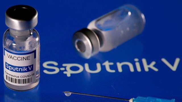 Rusia asegura que su vacuna Sputnik V ya fue autorizada por la OMS