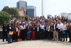 Un sector de transportistas se reúne con Keiko y anuncia que no acatará paro