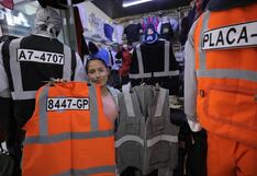 Motociclistas están obligados a usar chaleco con placa desde mañana