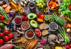 Comer para vivir: Cómo reconocer alimentos ricos en fibra naturales y empacados