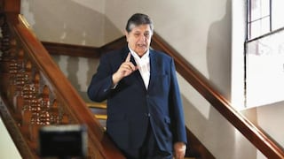 Fiscal revisa este viernes los celulares del expresidente Alan García