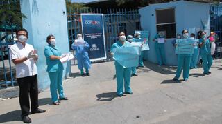 Piura: Doctores y enfermeras del hospital Jorge Reátegui protestan para exigir equipos de protección 
