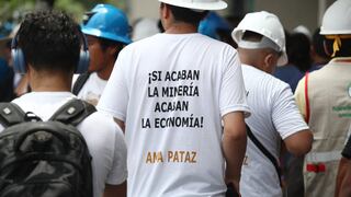 Mineros protestan para llegar al Congreso y que se derogue decreto que atenta contra formalización