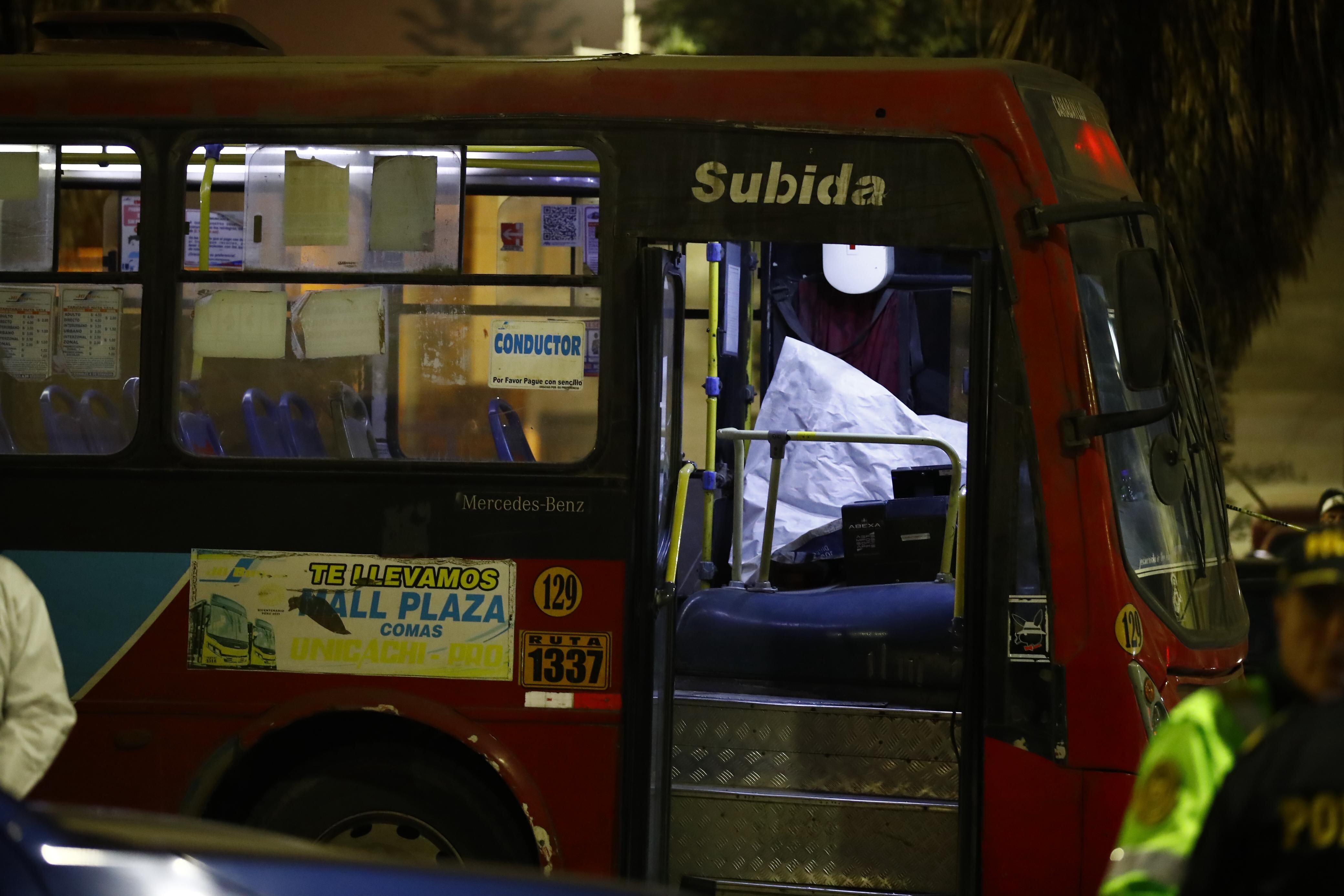 Chofer de El Rápido fue asesinado en Los Olivos.