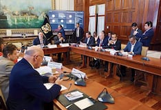 Solo darían 20 facultades si Comisión de Constitución del Senado no las amplía hasta este lunes
