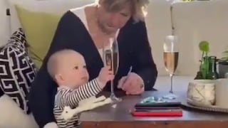 Mujer abre el debate en Internet por aparentemente preferir salvar su copa de champán en vez de un bebé