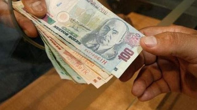 Trabajadores públicos recibirán bono excepcional en diciembre de hasta S/ 3,000 