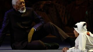 Mundial Qatar 2022: ¿Por qué Morgan Freeman llevaba un guante en la ceremonia inaugural?