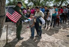 Migrantes avanzan a Estados Unidos e ignoran orden presidencial para expulsarlos en masa