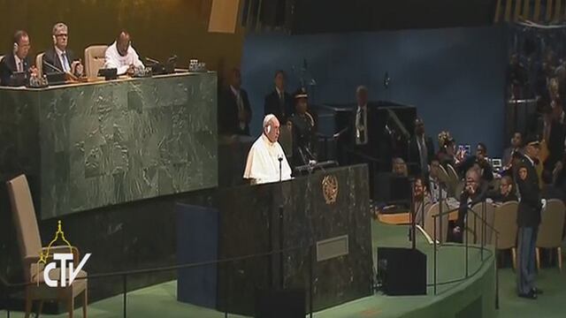 Papa Francisco: La guerra es la negación de los derechos y una dramática agresión al ambiente 