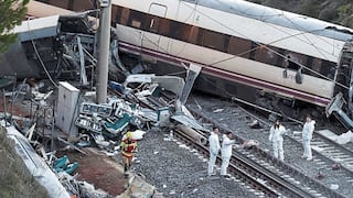 A 40 personas se elevan las víctimas mortales por choque de trenes en España