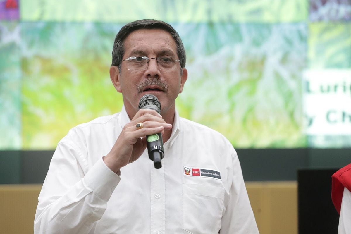 Jorge Chávez rechazó presuntas irregularidades en la compra del armamento de origen israelí. (Foto: Andina)