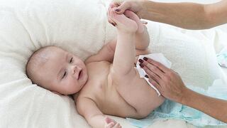Mamá primeriza: 8 trucos para cambiar el pañal del bebé más rápido