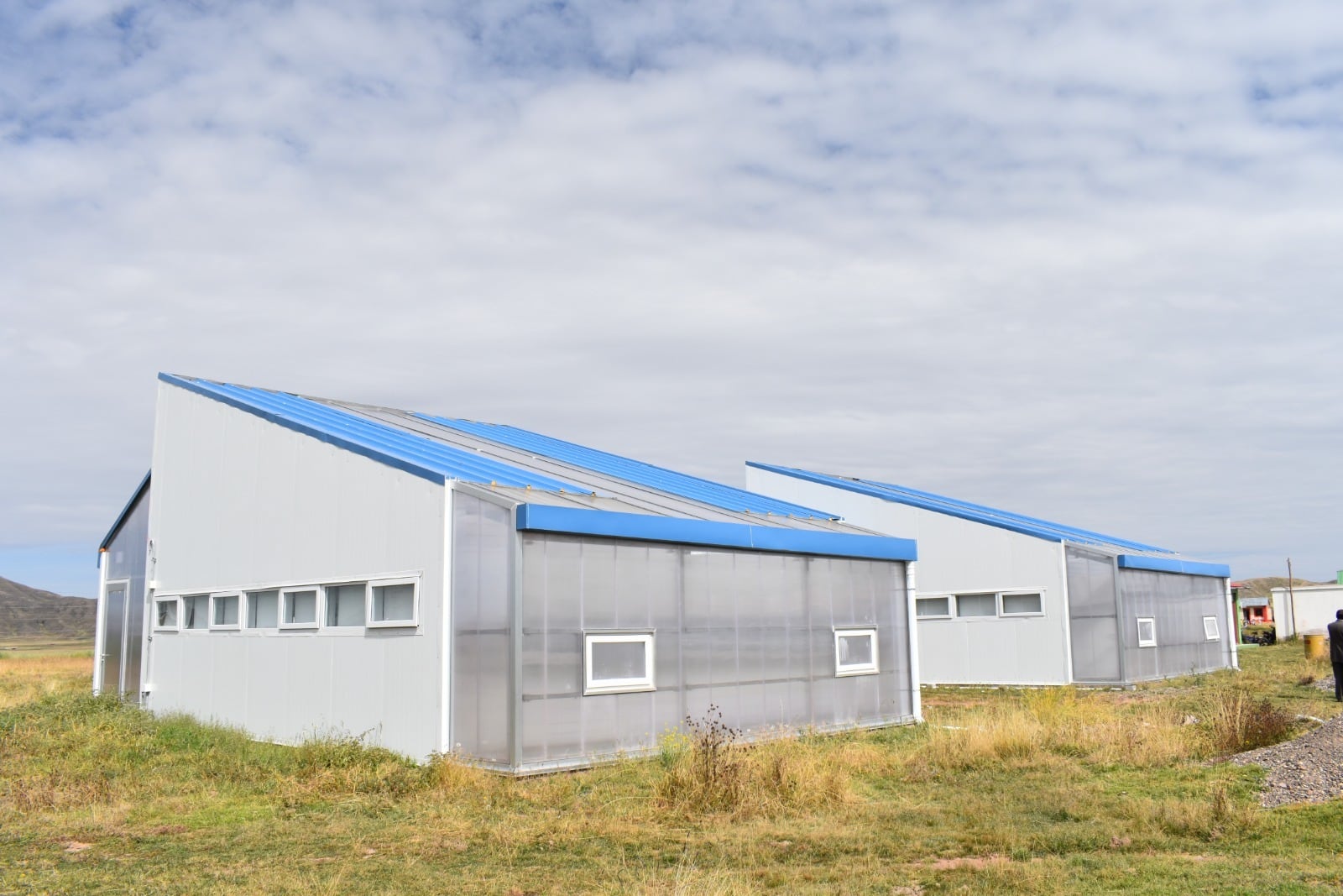 El Ministerio de Educación (Minedu), a través del Programa Nacional de Infraestructura Educativa (Pronied), instaló 30 aulas modulares tipo heladas y 11 kits de pararrayos en 14 colegios de la región Cusco. Foto: Difusión.