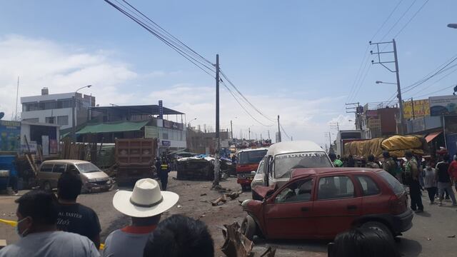 Arequipa: volquete provocó la muerte de una persona y dejó seis heridas tras causar múltiple choque