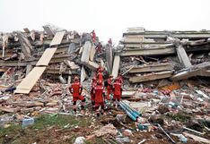 Terremoto: rescatan vivas entre escombros a tres personas, incluidos embarazada y niño