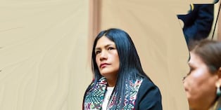 Al sentirse acosada políticamente, la diputada Catherin Palomino estuvo molesta con la prensa.