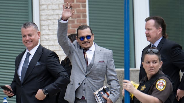 Juicio de Johnny Depp y Amber Heard: la emoción de los abogados del actor tras veredicto | VIDEO 