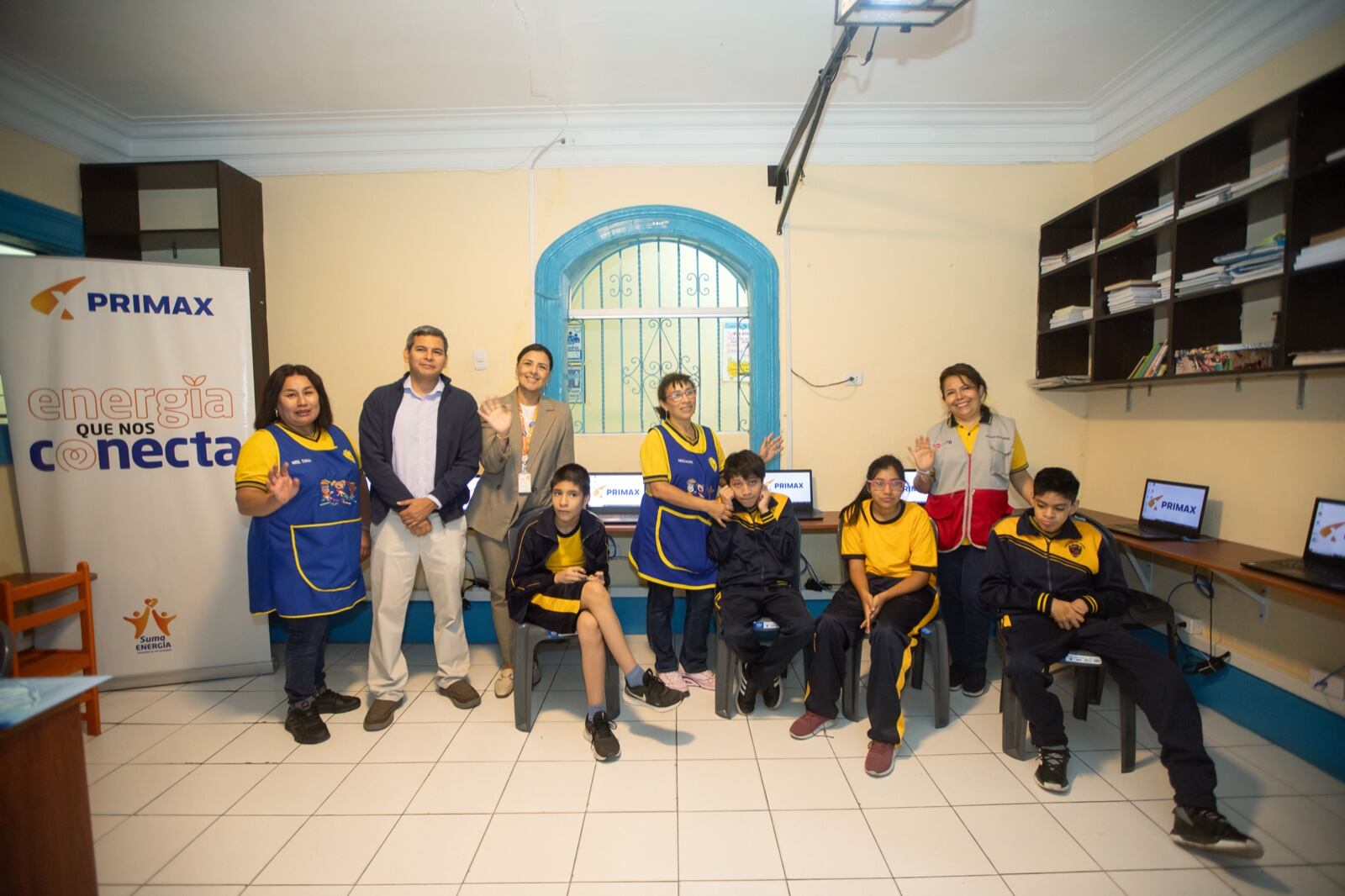 Educación digital inclusiva: Más de 100 estudiantes del CEBE Corazón de María de Magdalena se benefician con laboratorio de cómputo.