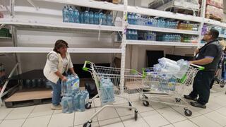 Caos en Arequipa: ciudadanos acuden a centros comerciales para comprar agua