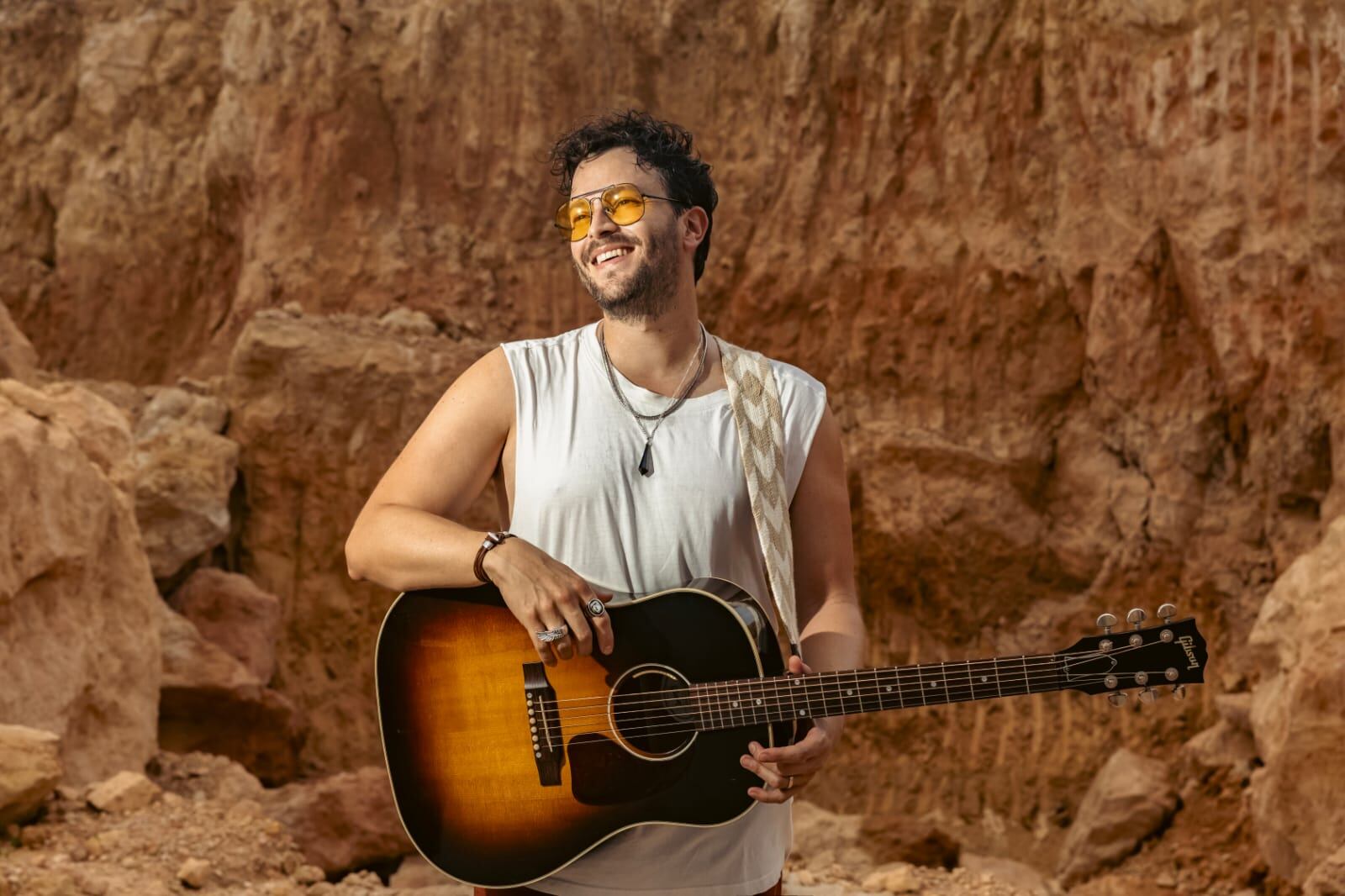 Un viaje musical que transita por el amor, la cumbia y los majestuosos paisajes del caribe colombiano