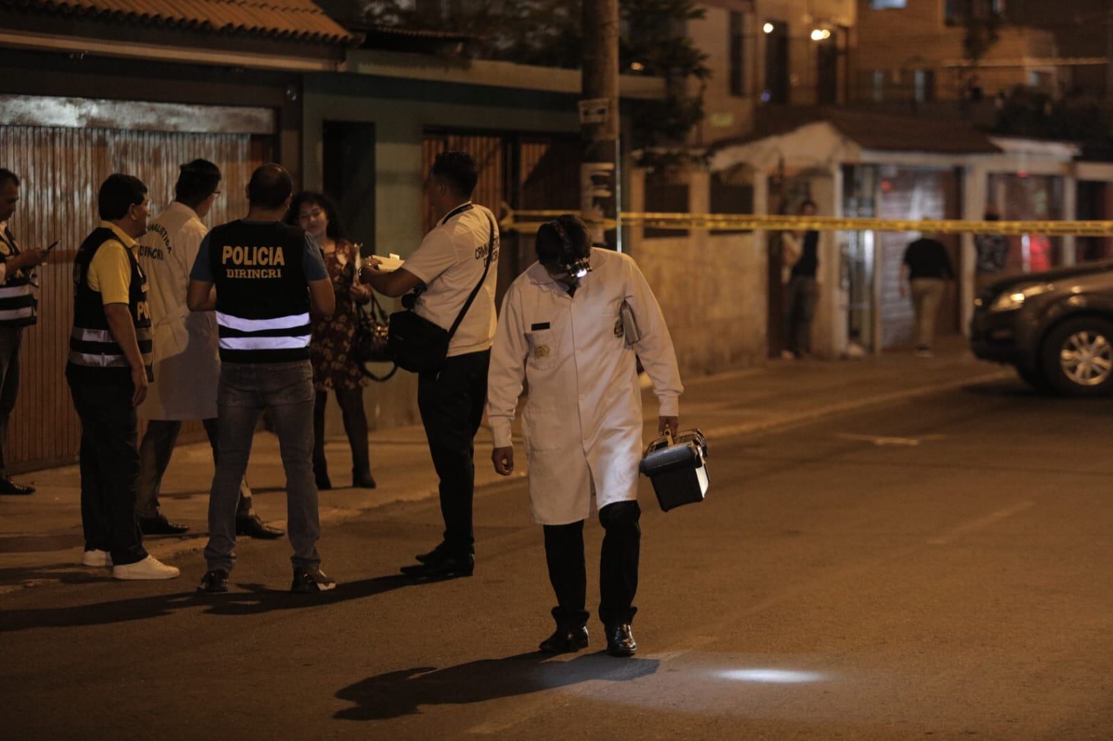 Abaten a presunto delincuente en el distrito de Pueblo Libre exactamente en la Av. Simon Bolívar cuadra 15. Fotos: Anthony Niño de Guzmán/ @photo.gec