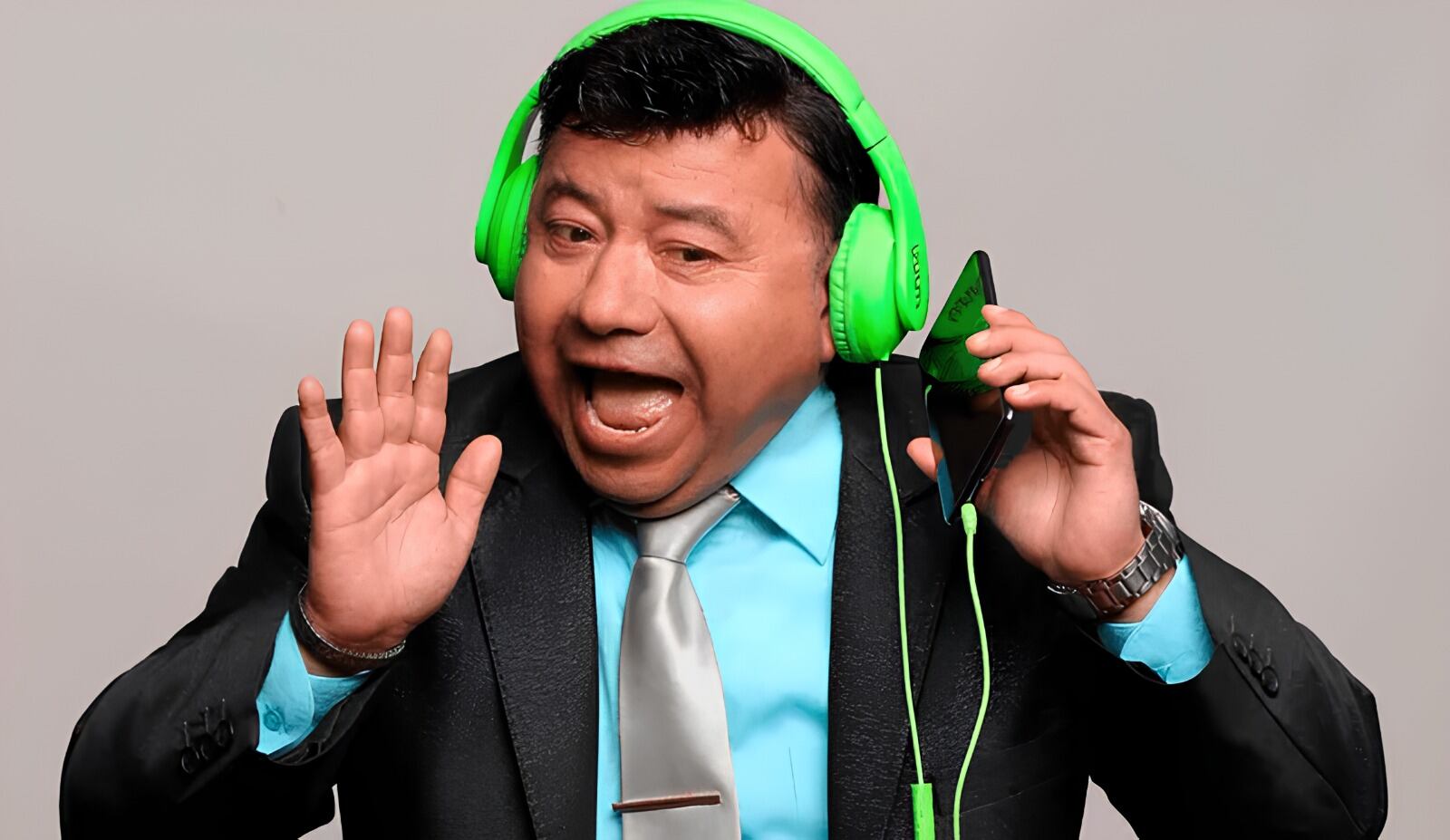 A lo largo de estos años, ha tenido la oportunidad de entrevistar y presentar los espectáculos de artistas como Juan Gabriel, José José, Leo Dan, Camilo Sesto, José Luis Perales, entre otros. Foto: Difusión.