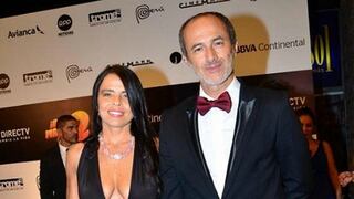 Carlos Alcántara y su esposa brillaron en avant premiere de ‘Perdida’ 
