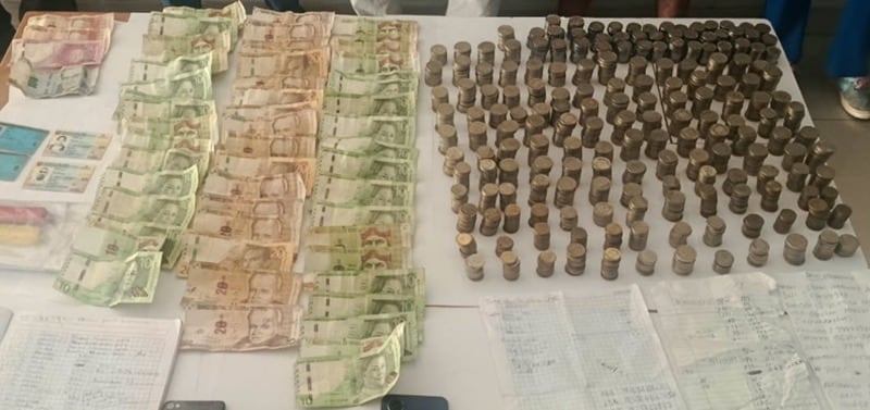 Cobraban 30 soles semanales a cada mototaxista. Si demoraban en pagar, les cobraban 10 soles de mora.