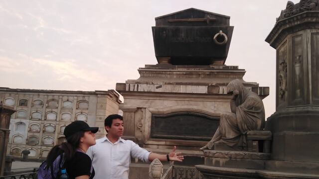 Cesar Valverde: El narrador de historias del cementerio Presbítero Maestro