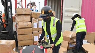 Más de 13 mil pares de zapatillas fueron incautadas en operativo en el puerto del Callao