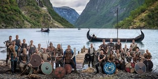 La selección de fútbol de Noruega, que lidera su centrodelantero Erling Haaland, es acusada de usar ropa de “extrema derecha” y camisetas con “lenguaje simbólico neonazi y fascista”.