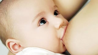 Rompe los mitos mas conocidos sobre la lactancia de los bebes