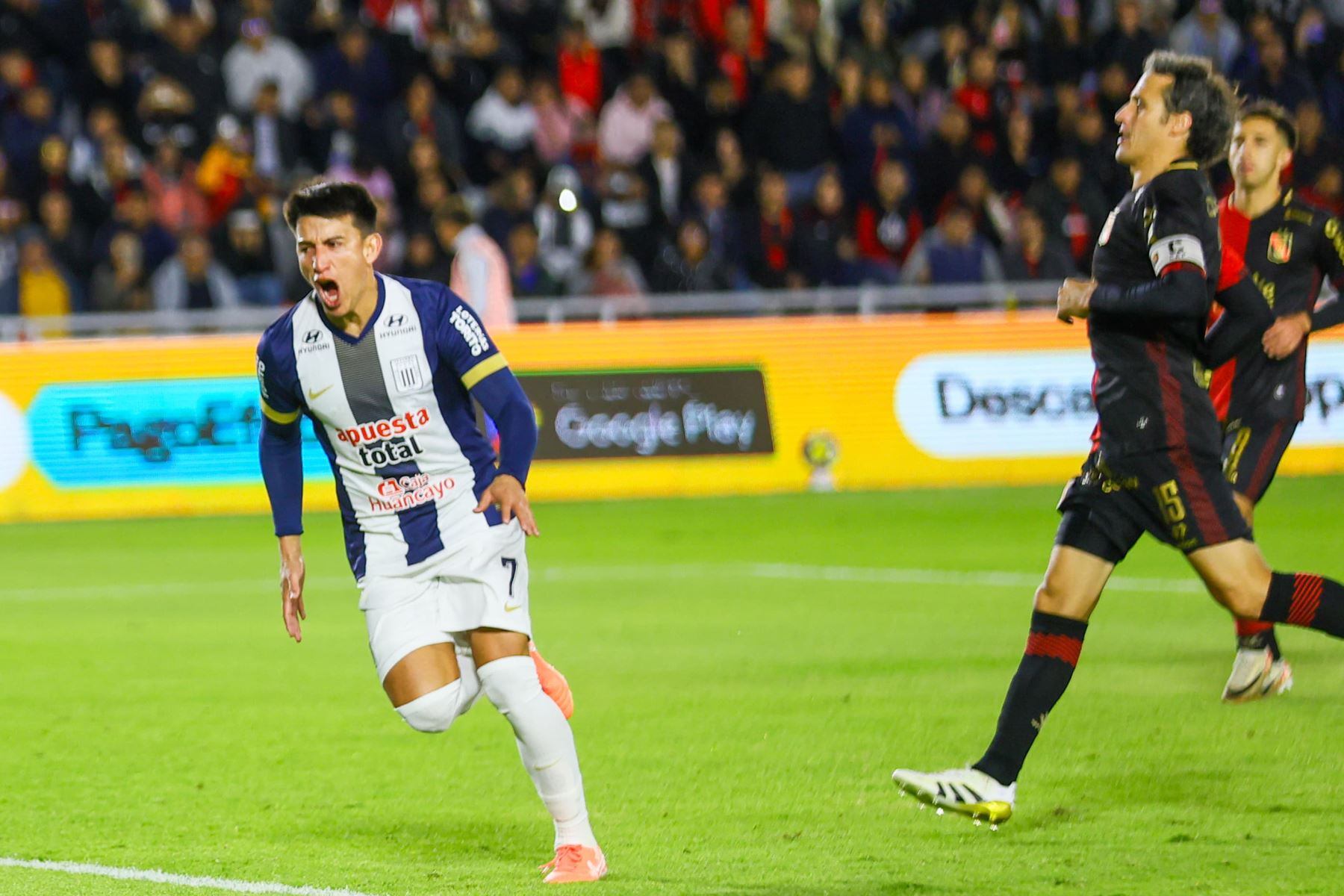El ecuatoriano Fernando Gaibor anotó el gol del triunfo.