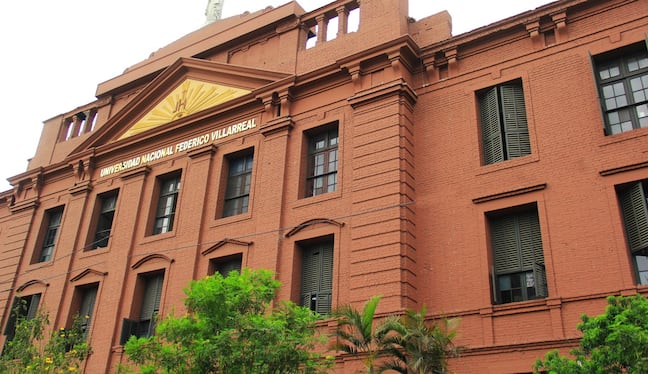 Sunedu investiga a la Villarreal por denuncias en examen de admisión