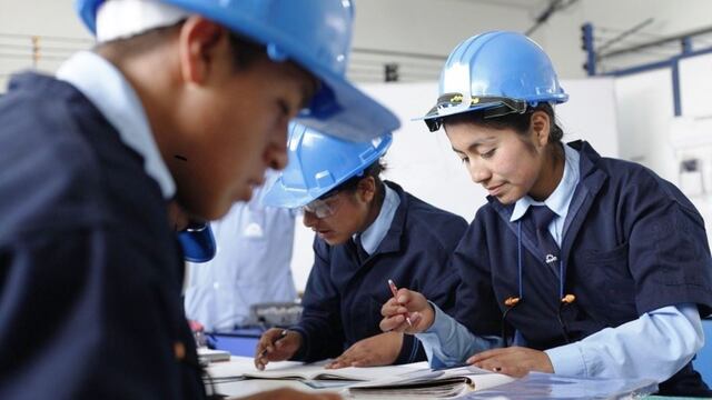 Empleo: Perú necesita 300 mil profesionales técnicos al año para responder a la alta demanda
