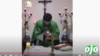 Sacerdote sufre ataque de risa en plena misa virtual | VIRAL 