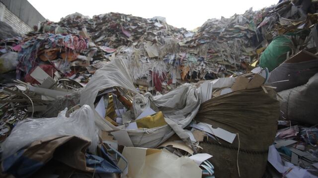 Cercado de Lima: intervienen local que almacenaba toneladas de chatarra y material reciclado | FOTOS
