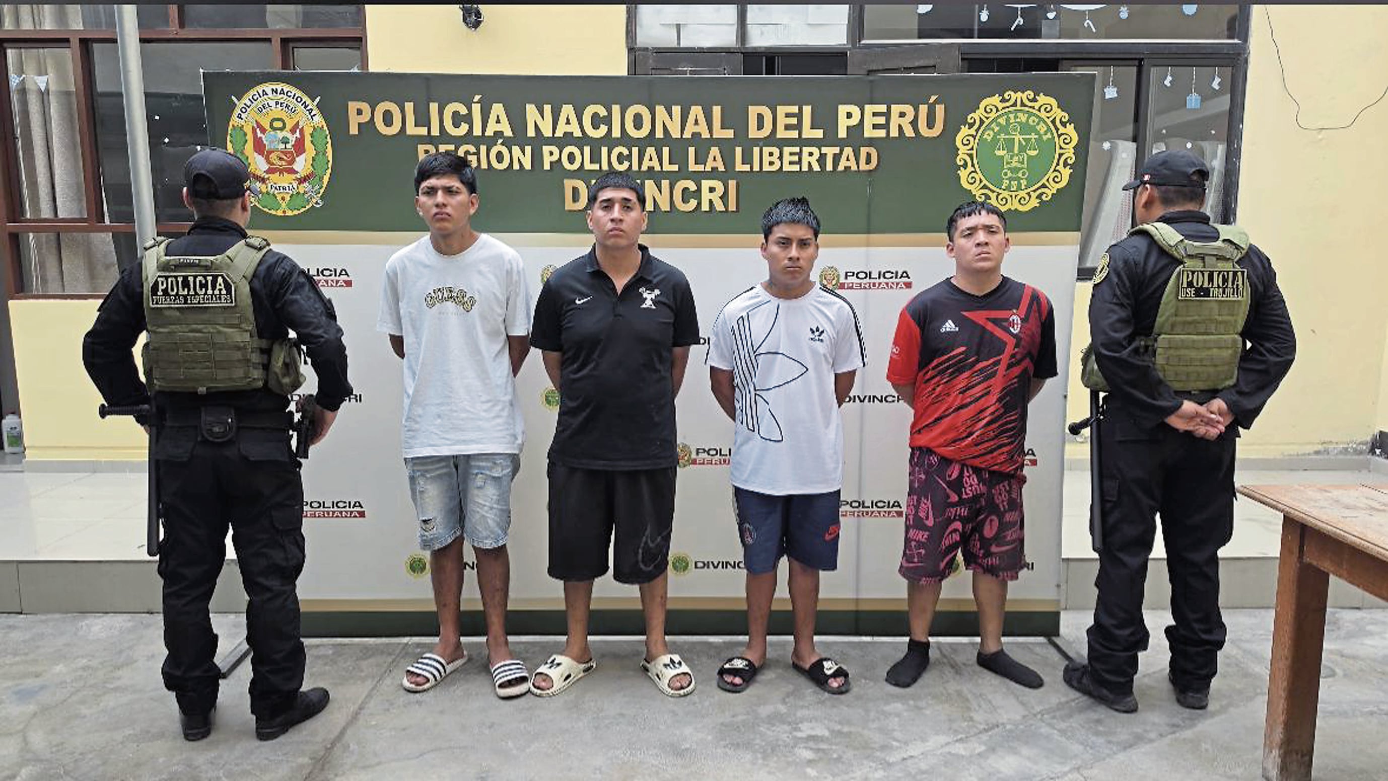 La Policía presentó a los sospechosos, mientras se siembran dudas sobre si realmente son los secuestradores como se dice.