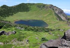 Con restos de sopa instantánea contaminan la bella montaña de Corea del Sur