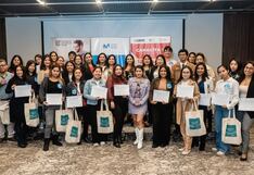 Premian a jóvenes peruanos por usar el Marketing Digital a favor de las mujeres