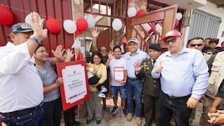 Ministerio de Vivienda entrega el título de propiedad N.° 2 millones 885 mil