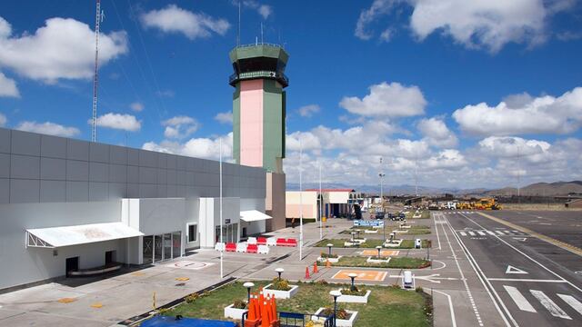 Vuelos comerciales retornan en aeropuertos de Juliaca, Puerto Maldonado y Tacna 