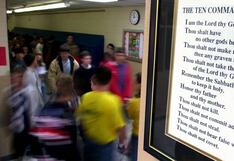 Estados Unidos: Diez Mandamientos serán colocados en todos los salones de colegios