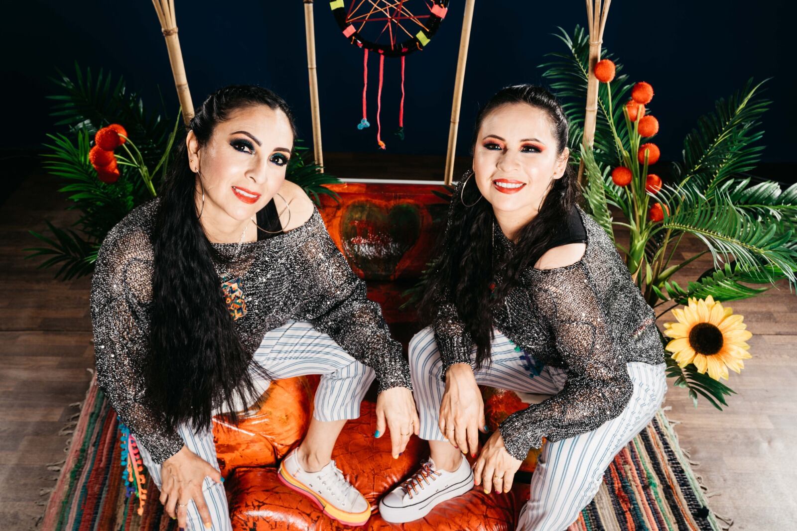 El dúo Illari Music está conformado por las hermanas huancaínas Miriam y Hellen Castro Castañeda. Surgió el año 2020, en plena pandemia. Este año cumplen 4 años de trayectoria artística. Foto: Difusión.