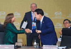 Dina entrega varayoc a líder de la República de Corea