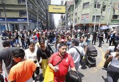 Gamarra: comerciantes denuncian que ambulantes estarían lotizando las calles por campaña navideña (VIDEO)