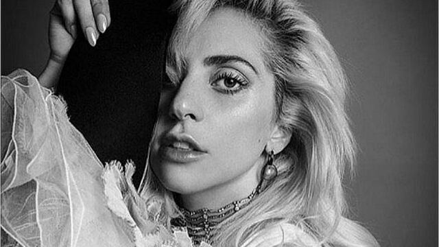 Lady Gaga asombró con ‘cintura de avispa’ en Instagram